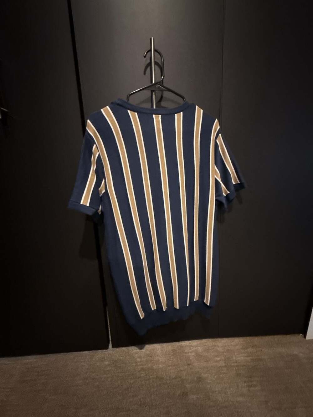 Guess Los Angeles Striped Knit T-Shirt XL - Picture 3 of 3